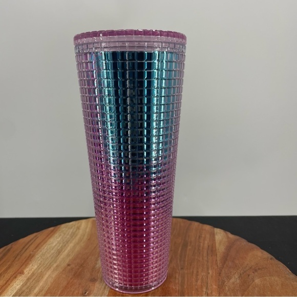 Starbucks blue and pink ombré grid tumbler 24 oz - Picture 3 of 6